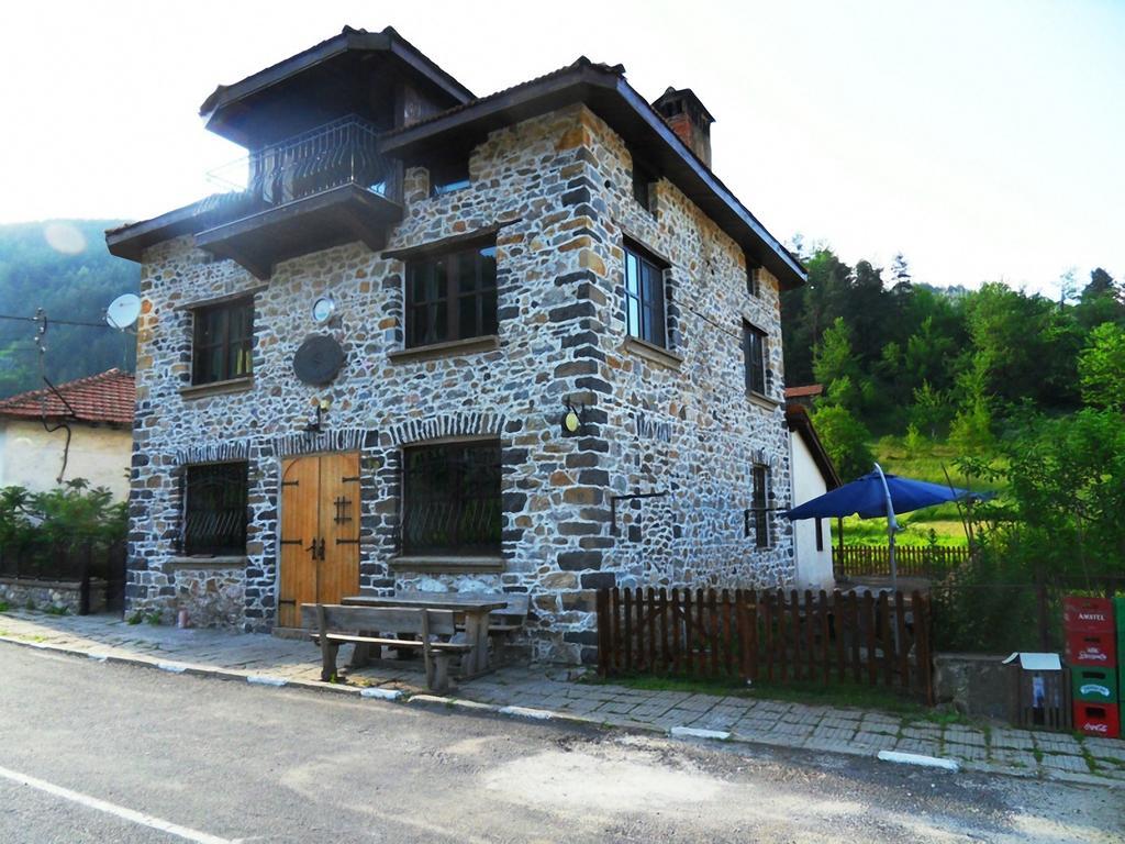 Guest House The Jolly House Arda  Exterior foto